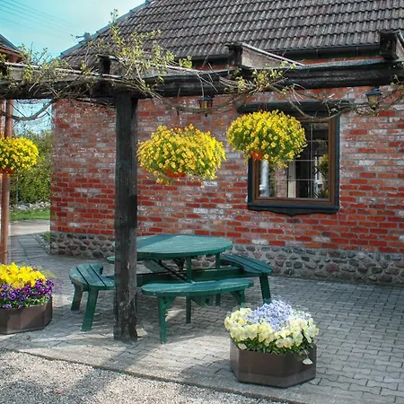 Stylish House In The Countryside 5 Km From The Sea