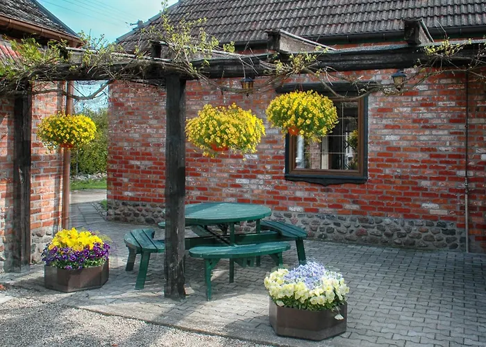 Stylish House In The Countryside 5 Km From The Sea